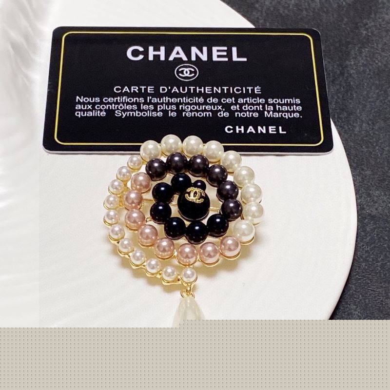 Ch*el necklaces